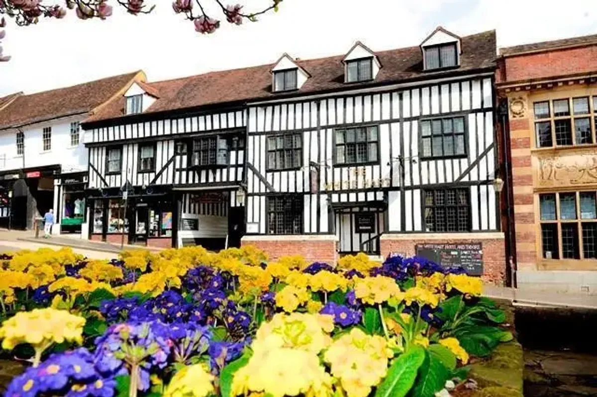 The White Hart Hotel, wedding venue in Hertfordshire, UK