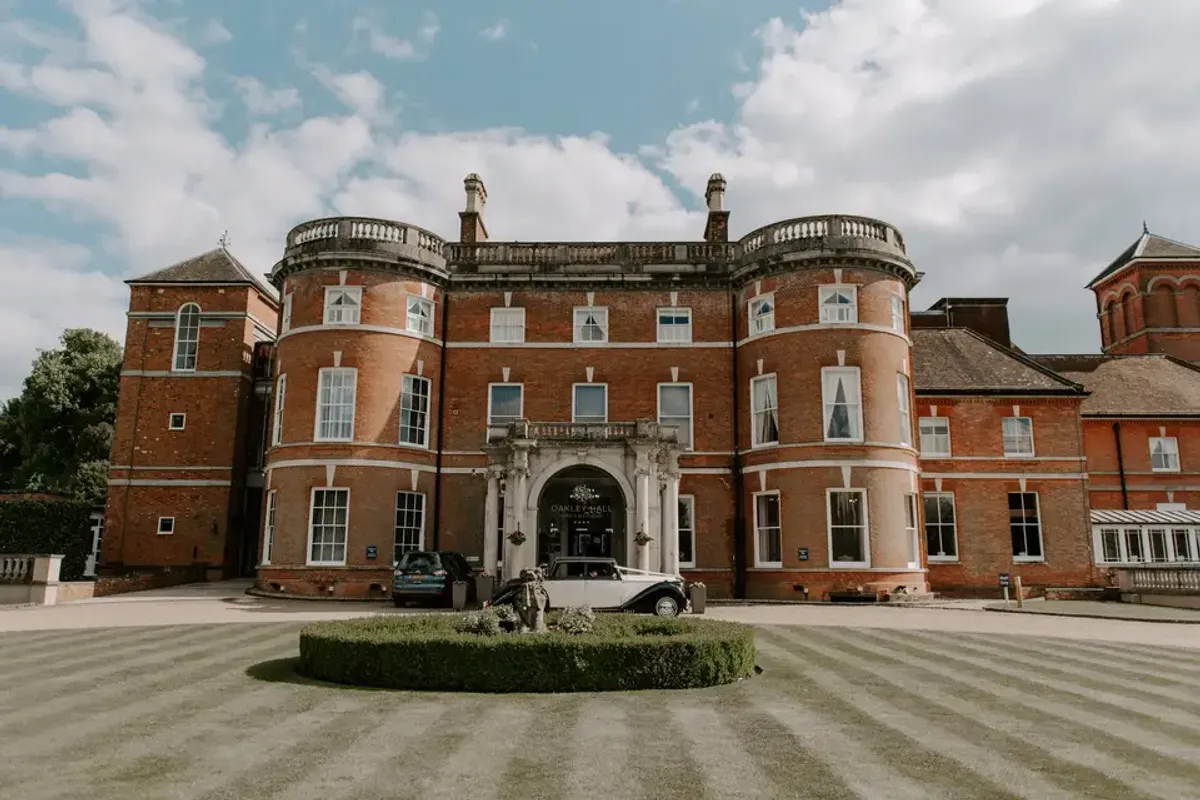 Oakley Hall Hotel, wedding venue in Hampshire, UK