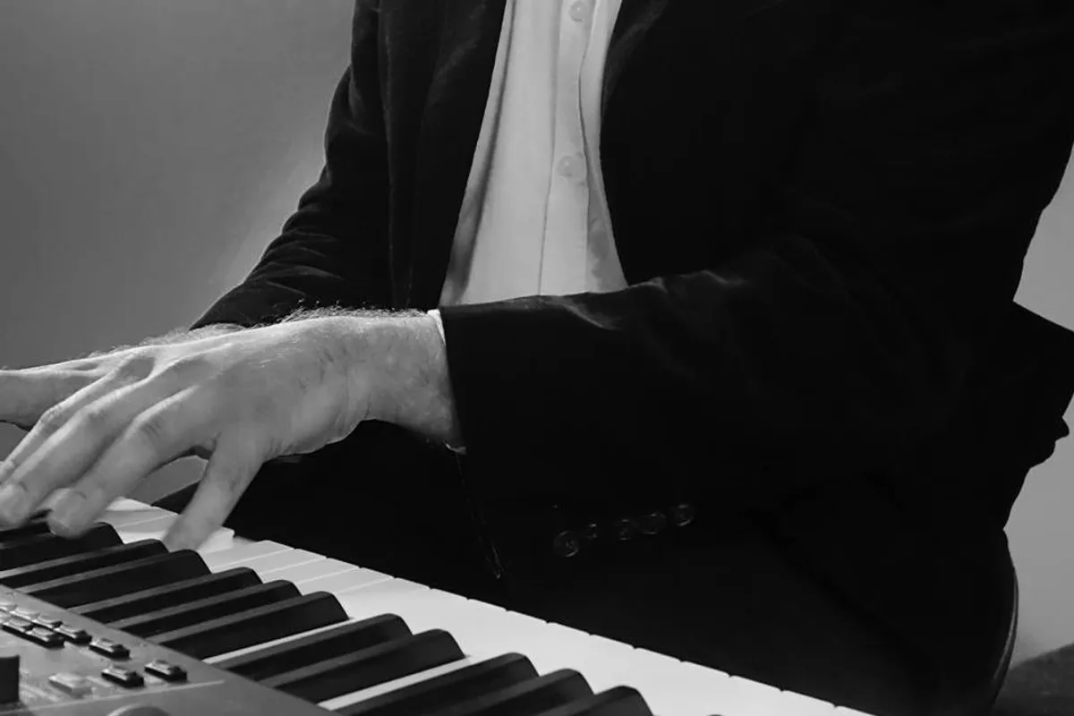 Alex Leith Piano photo 5