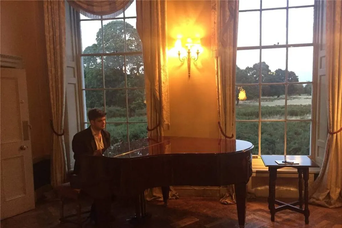 Alex Leith Piano photo 2
