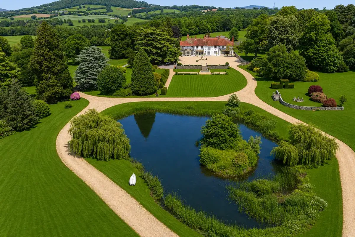 Tredilion Park, wedding venue in Monmouthshire, UK