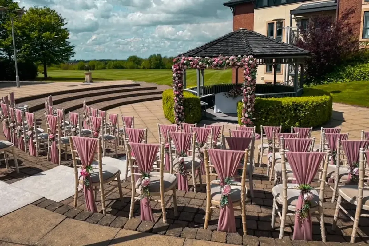 Wychwood Park, Crewe, wedding venue in Cheshire, UK