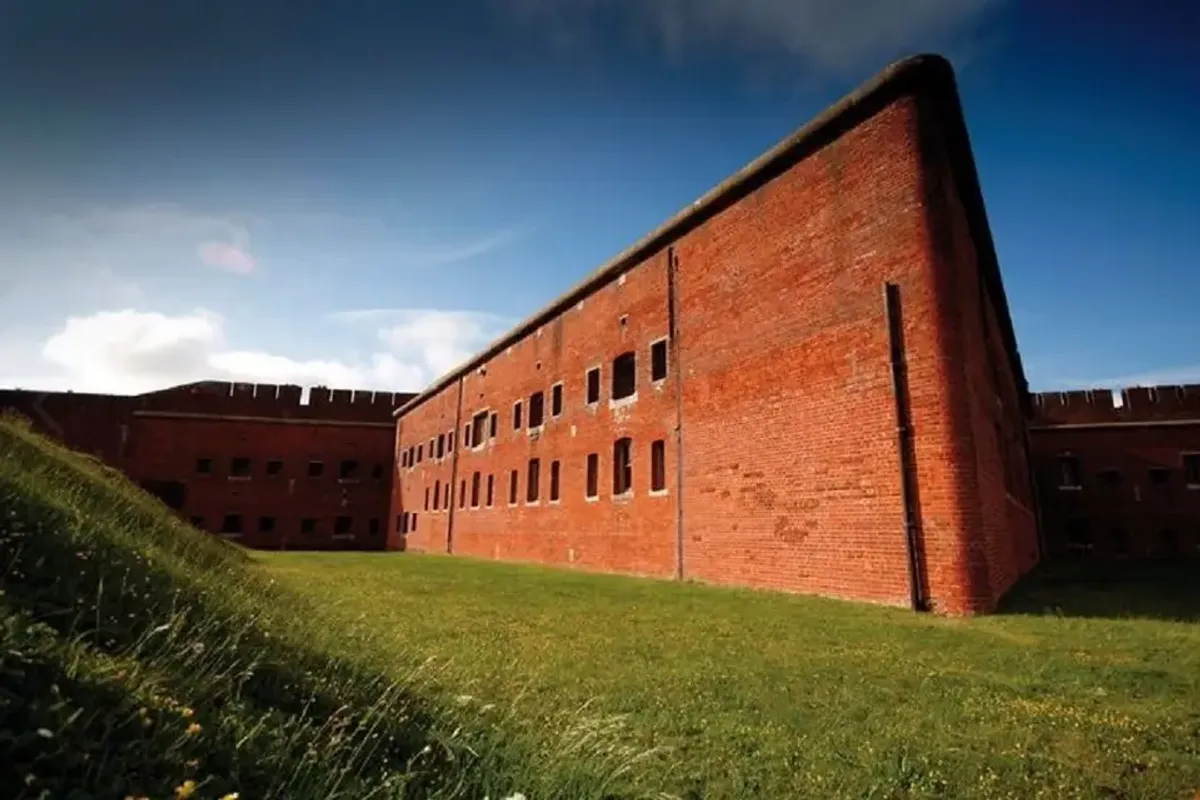 Fort Nelson photo 9