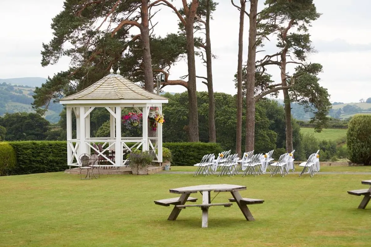 Hundith Hill Hotel photo 10