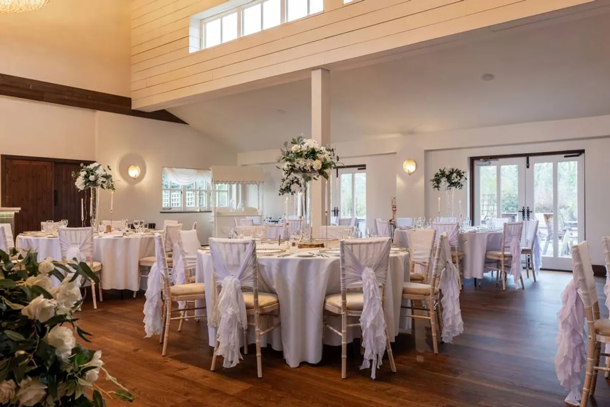 The Essex Barn at the White Hart photo 6