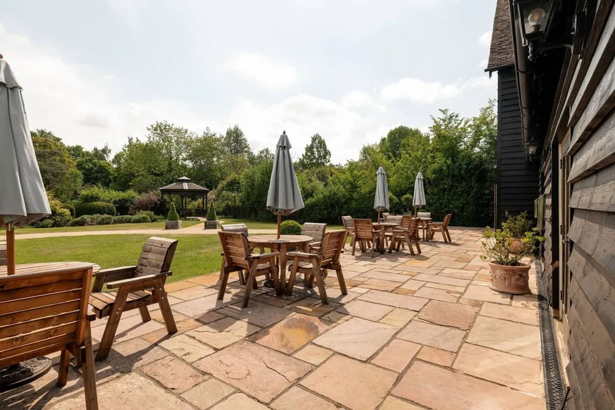 The Essex Barn at the White Hart photo 11