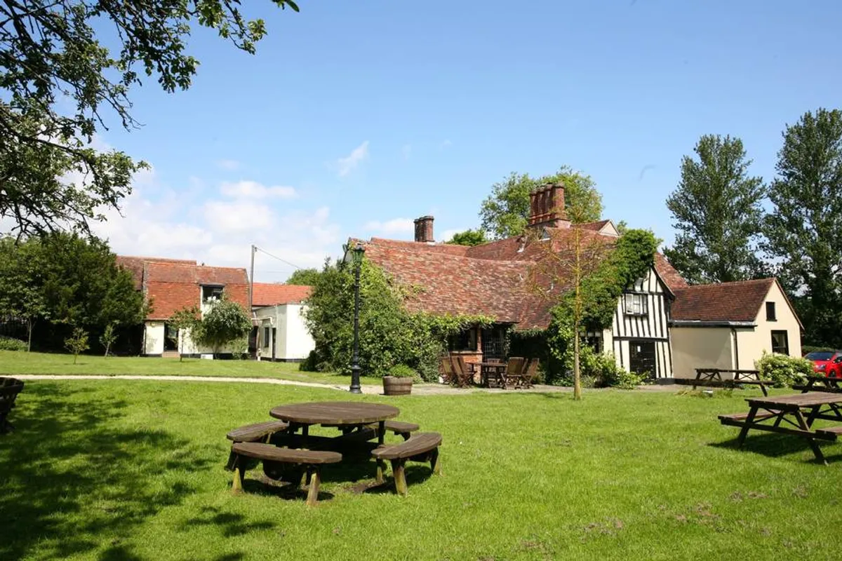 The Essex Barn at the White Hart photo 4