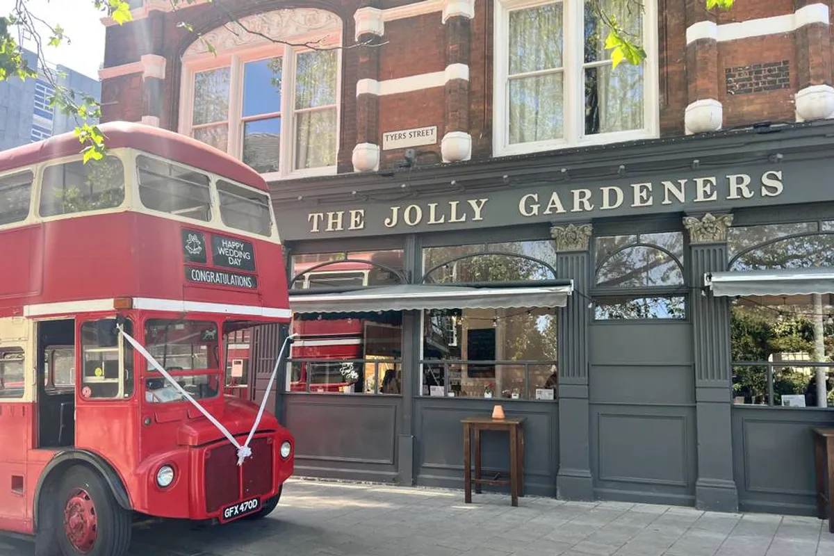 The Jolly Gardeners photo 10