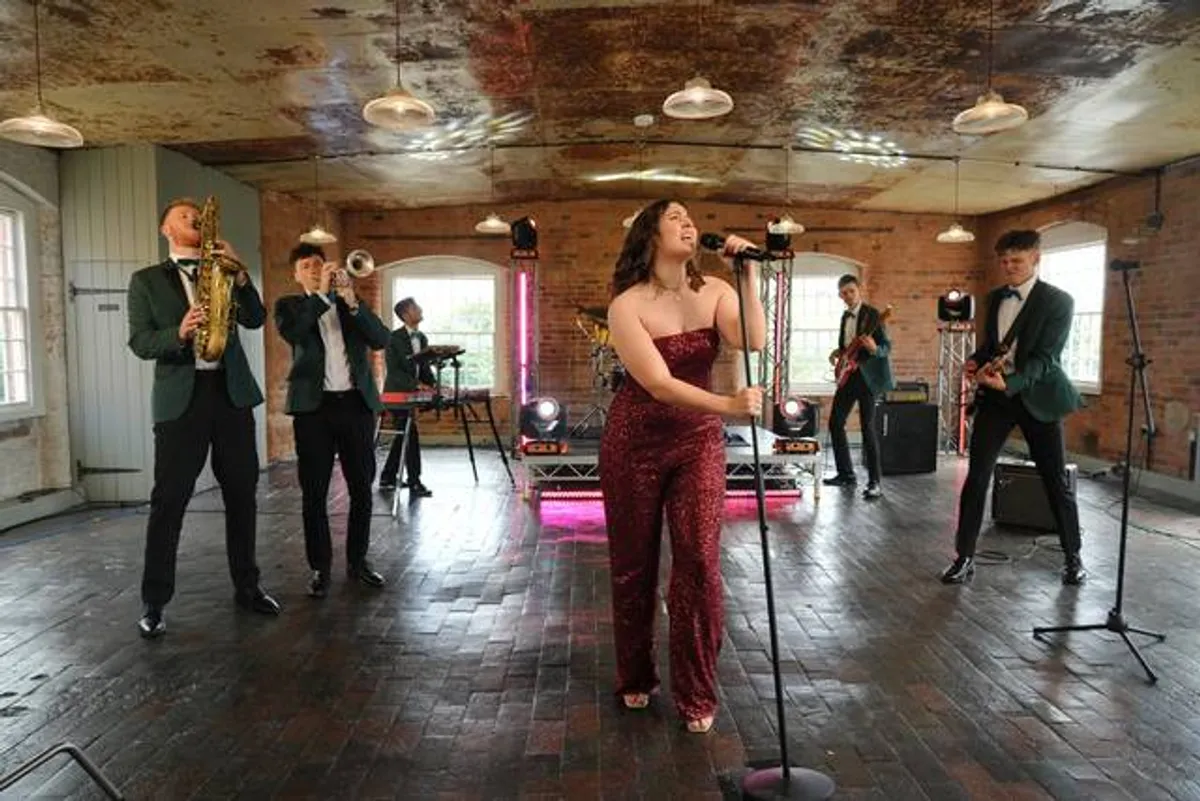 Junction 6 Jazz photo 7