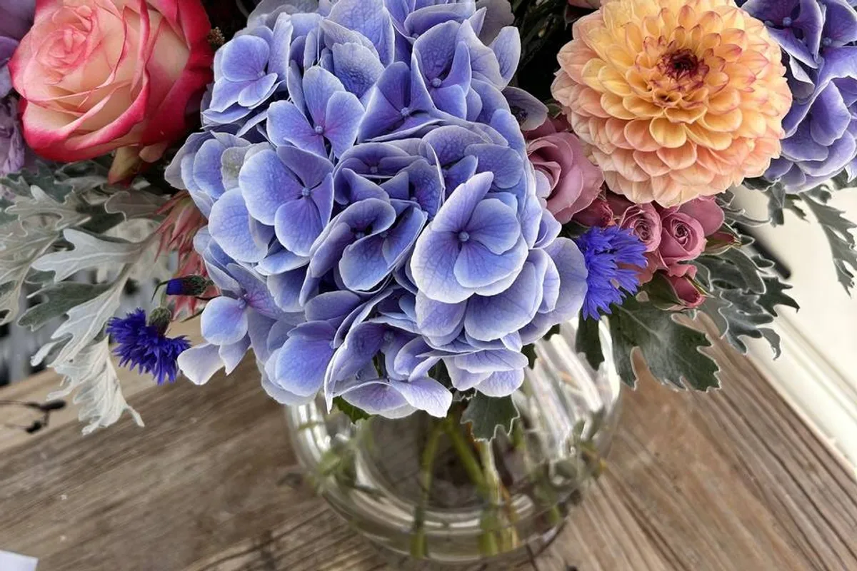 Beau Floral photo 9