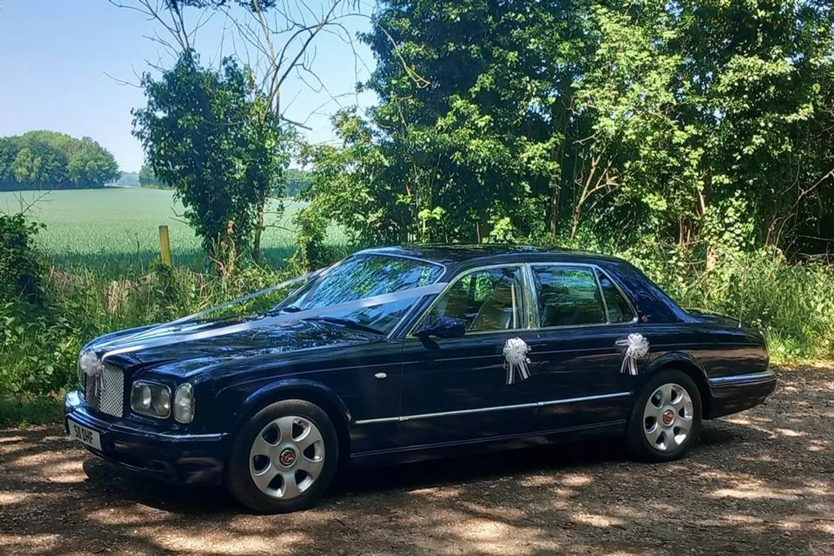 Bows And Bells Wedding Cars photo 3