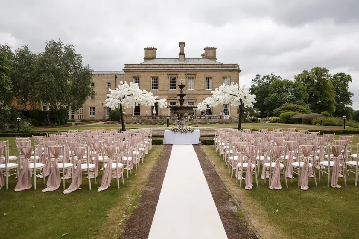 Oulton Hall photo 4