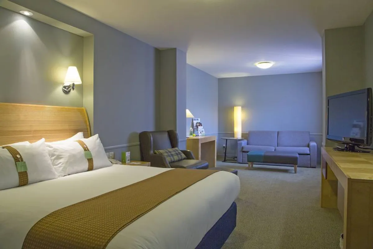 Holiday Inn Guildford photo 6