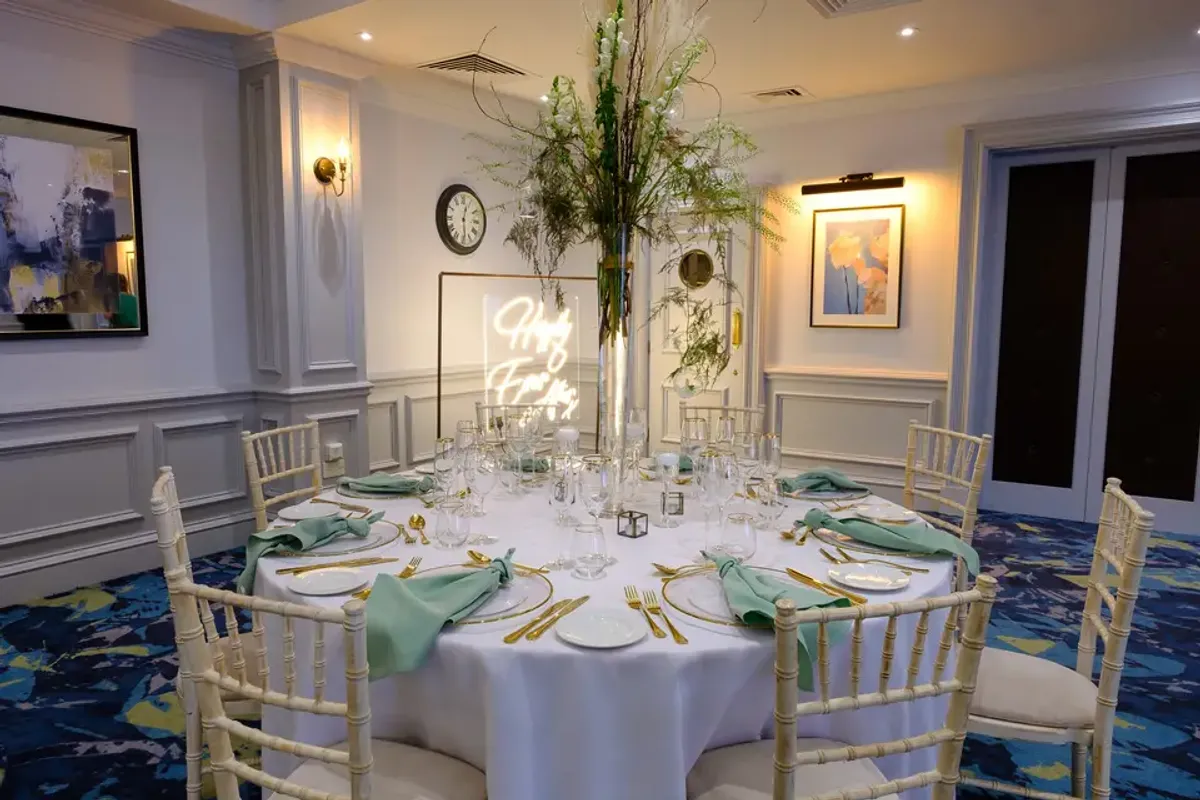 Holiday Inn Guildford, wedding venue in Surrey, UK