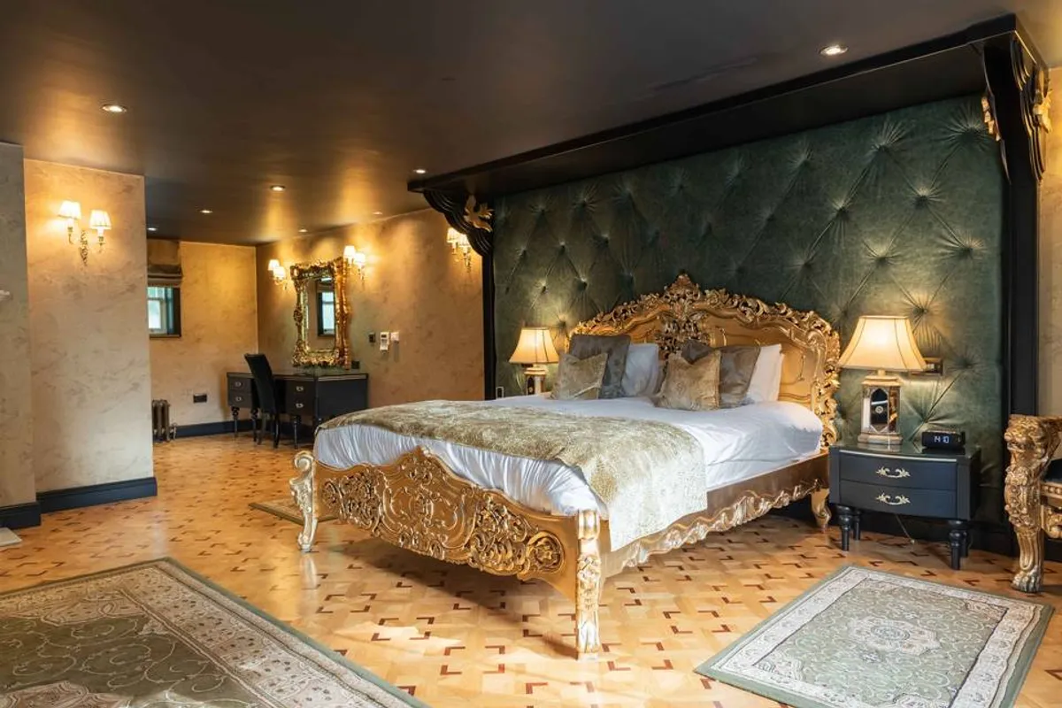 Crab Manor Hotel photo 2