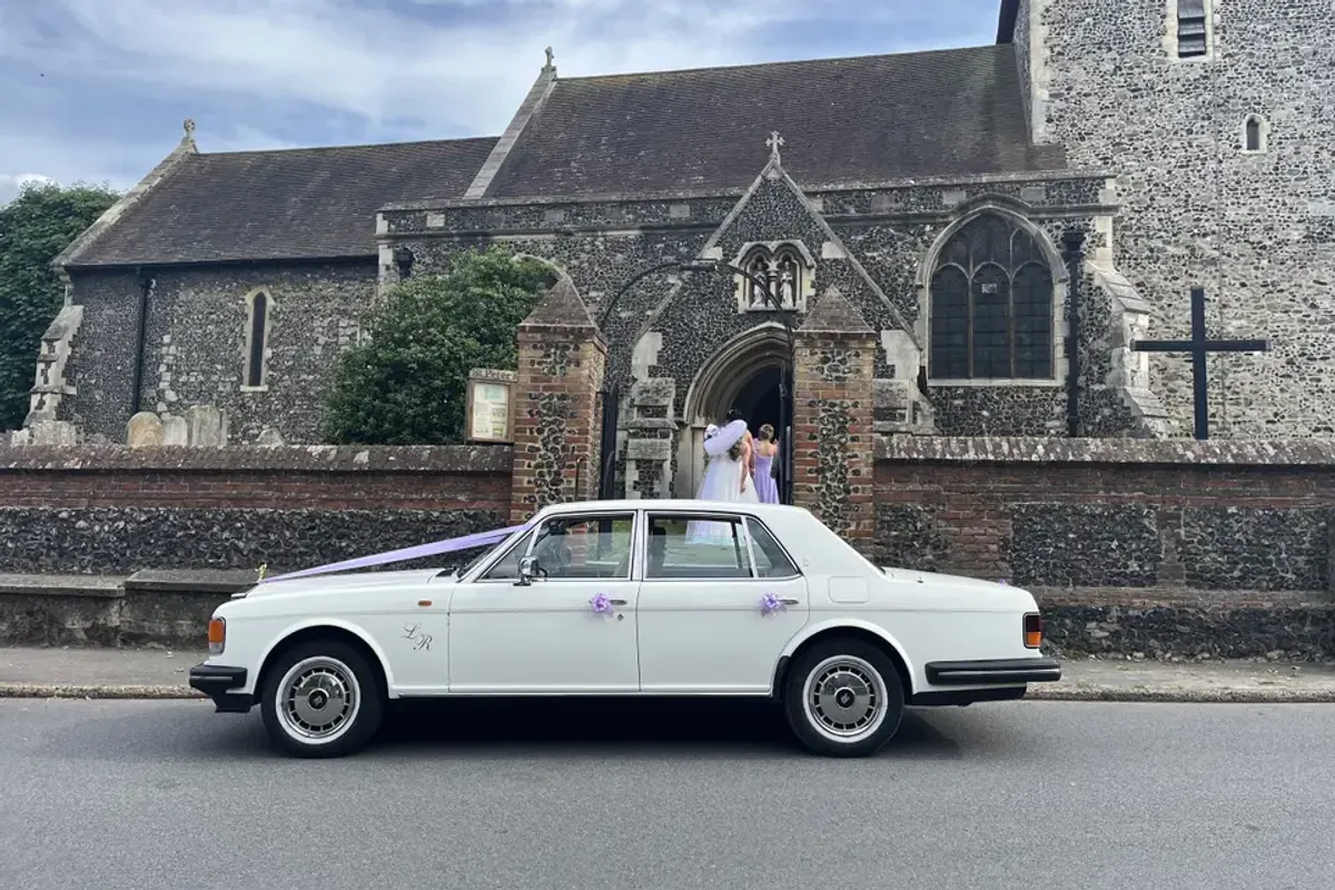 LadyR Wedding And Chauffeur Hire photo 9