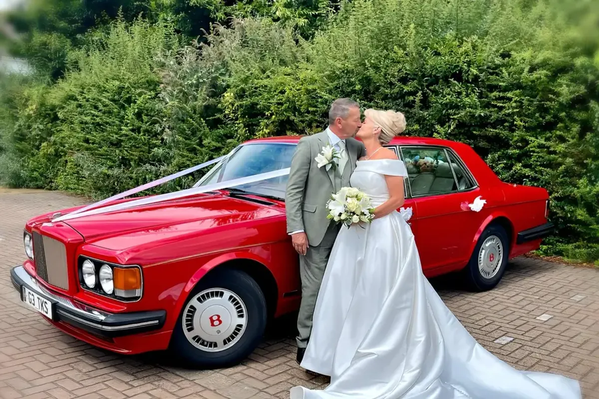 LadyR Wedding And Chauffeur Hire photo 6