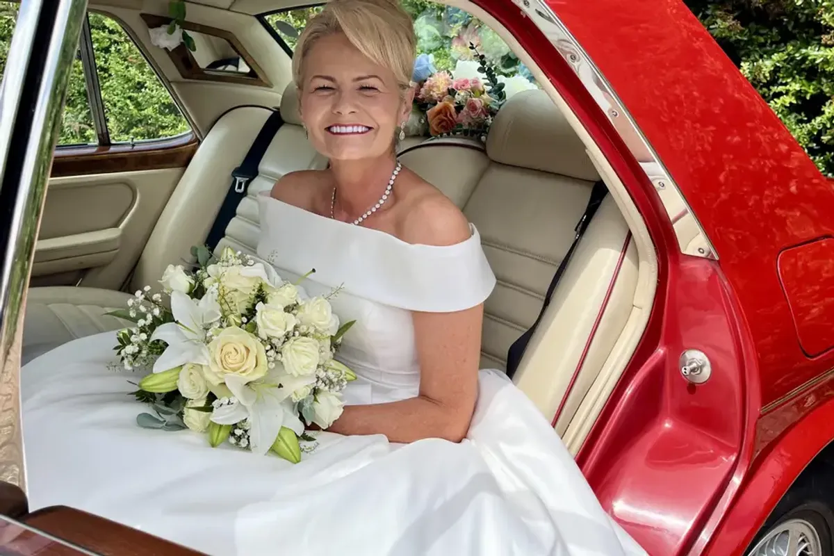 LadyR Wedding And Chauffeur Hire photo 4