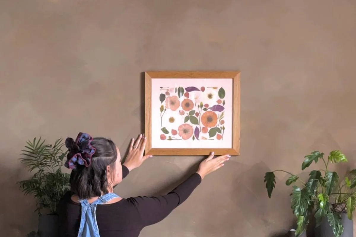 Jordan Luck | Pressed Flower Artist photo 1