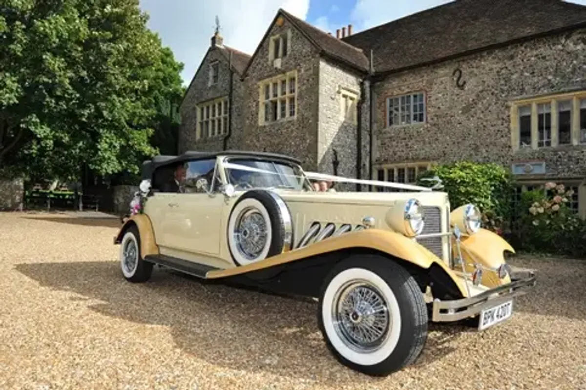 Beauford Classic Car Hire photo 4