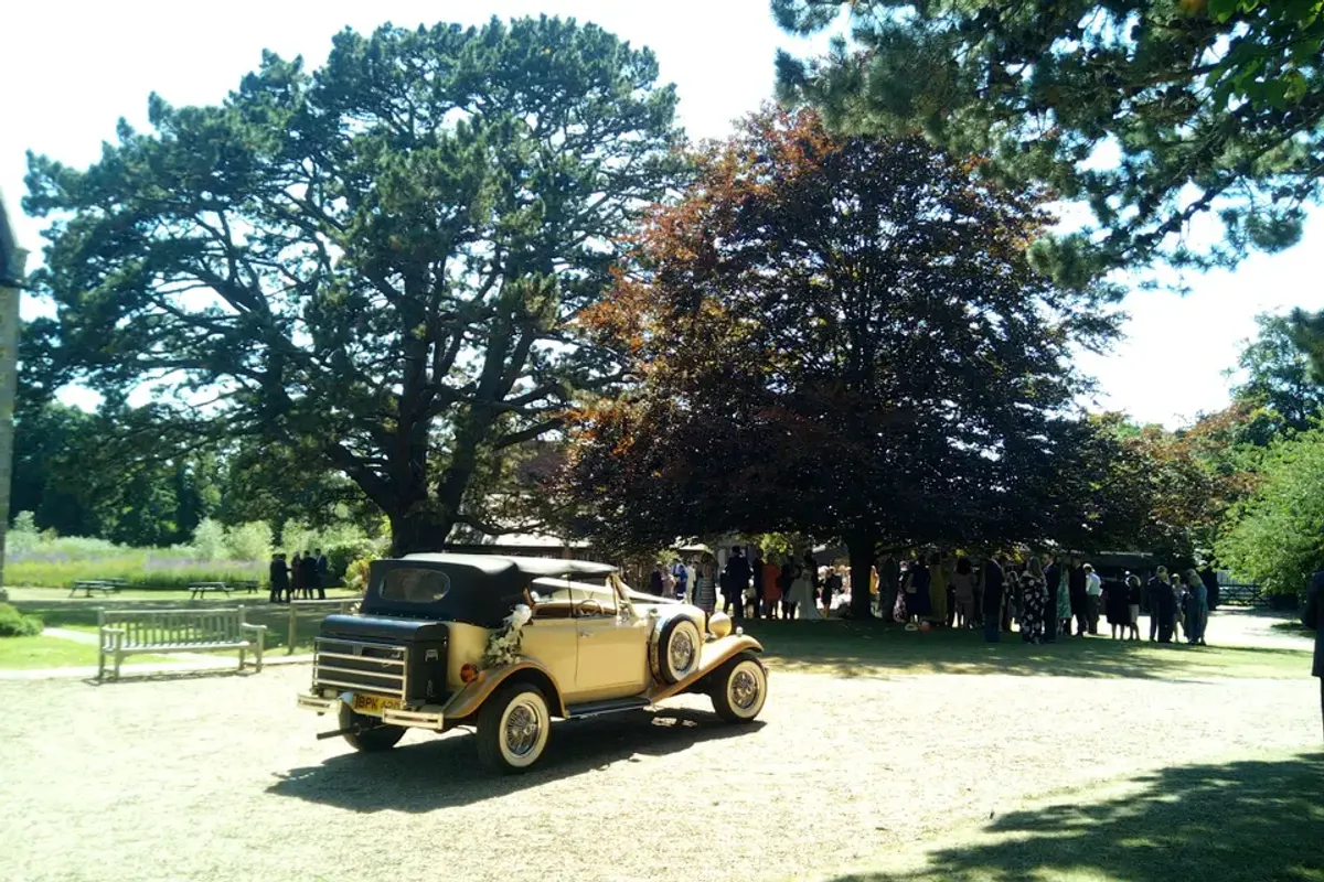 Beauford Classic Car Hire photo 5