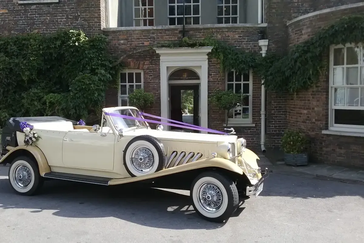 Beauford Classic Car Hire photo 8
