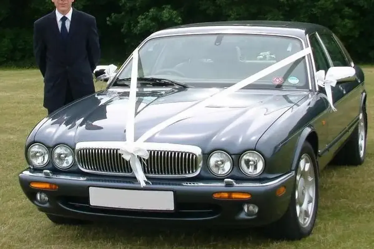WEBB Chauffeur Driven Executive Cars photo 3