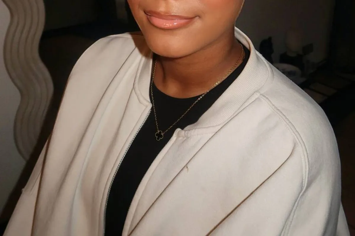 Isabel Clarke Makeup Artist photo 4