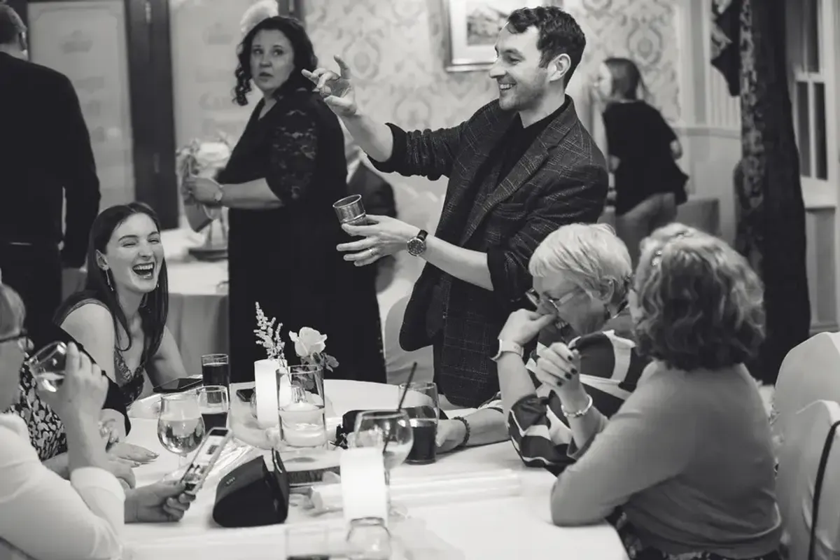 Chris Stewart Close Up Magician photo 2