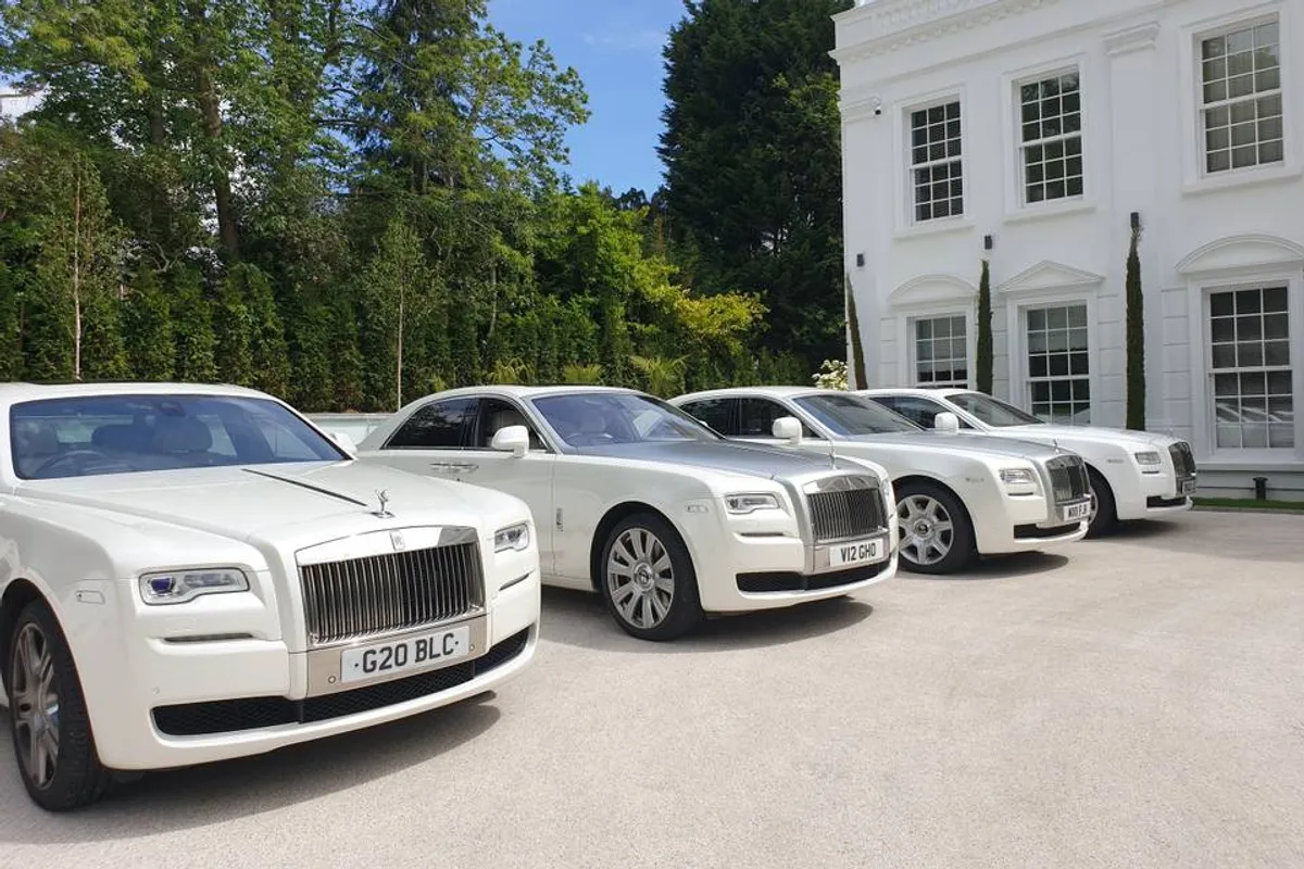 Moments cars and limos photo 5