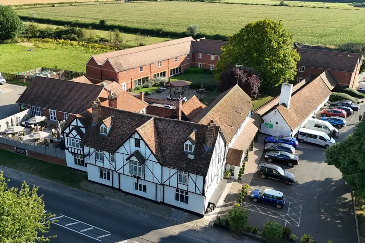 Mercure Thame Lambert Hotel, wedding venue in Oxfordshire, UK