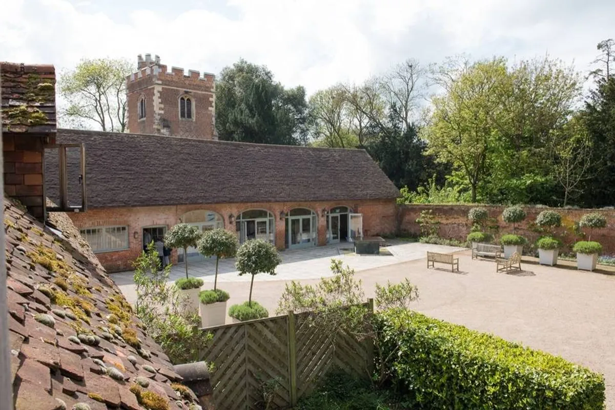 The Coach House Barn at Dorney Court photo 4