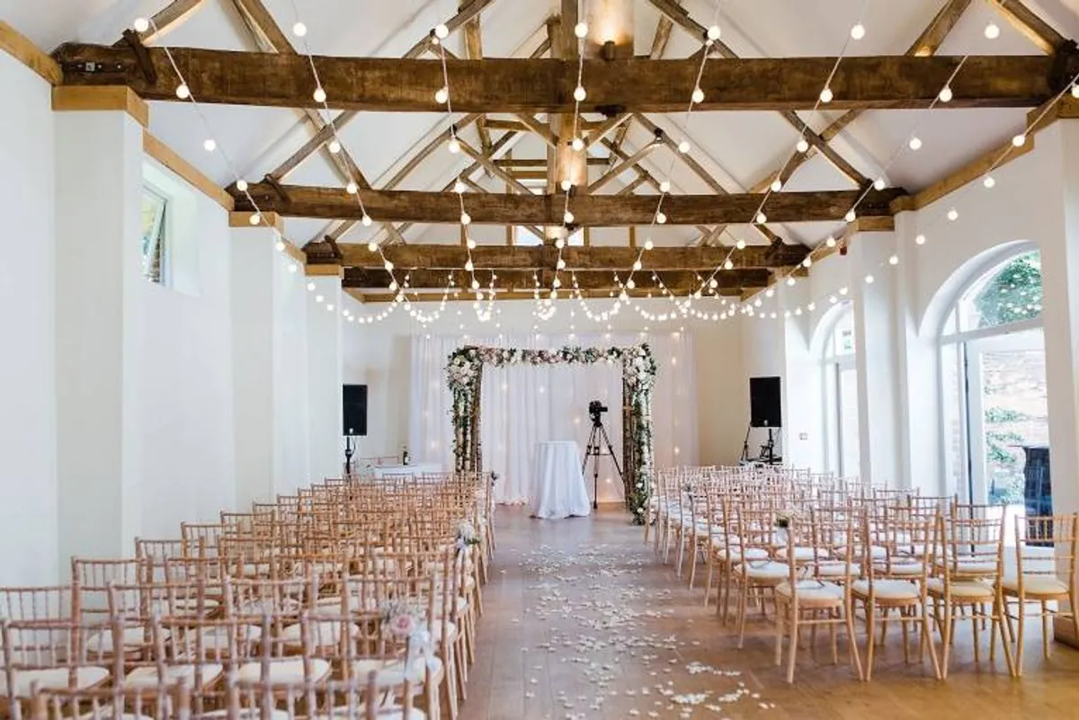 The Coach House Barn at Dorney Court photo 7