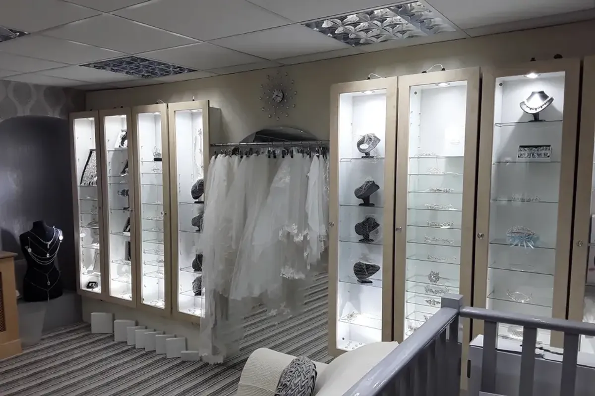 La Fleur Bridal — bridal shops & accessories in Greater Manchester, UK