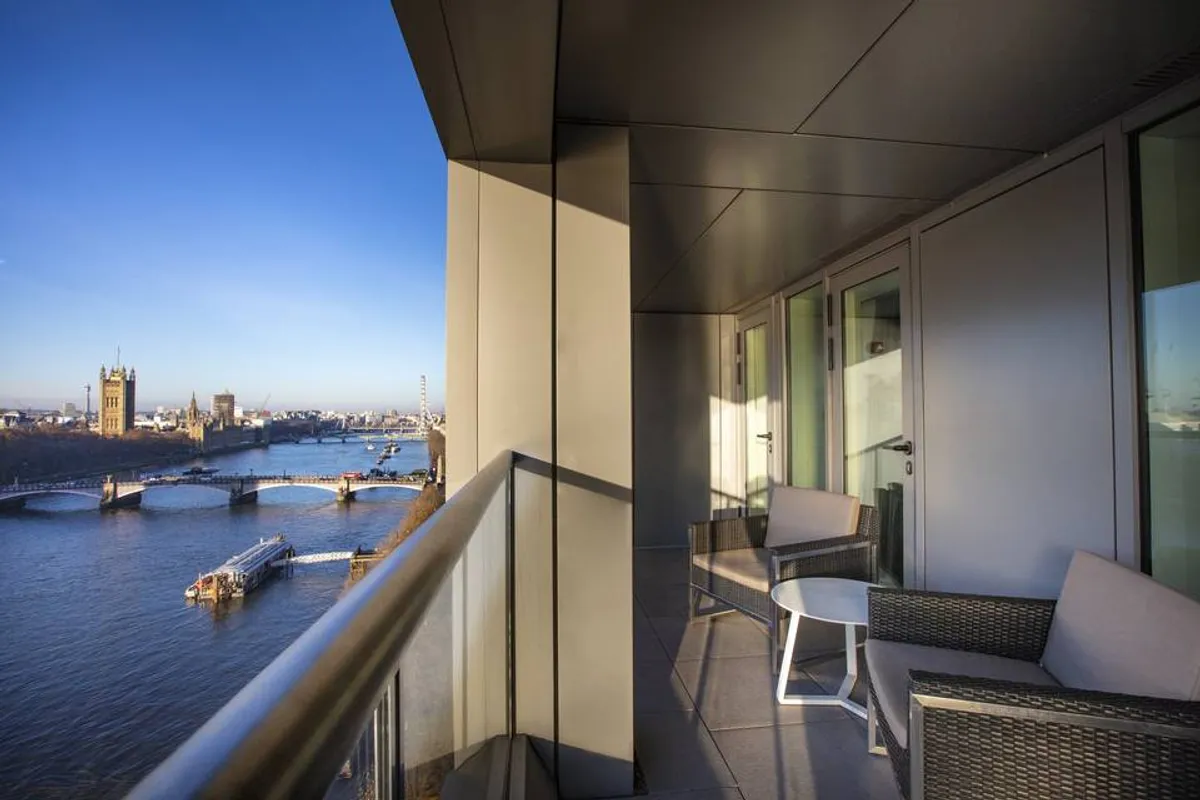 The River View Lounge photo 10