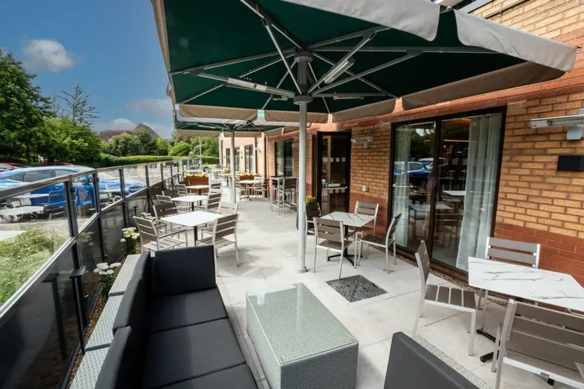 Holiday Inn Castle Marina photo 6