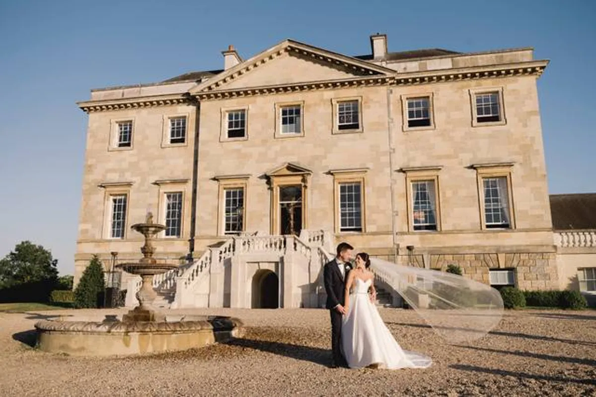 Hartsfield Manor photo 2