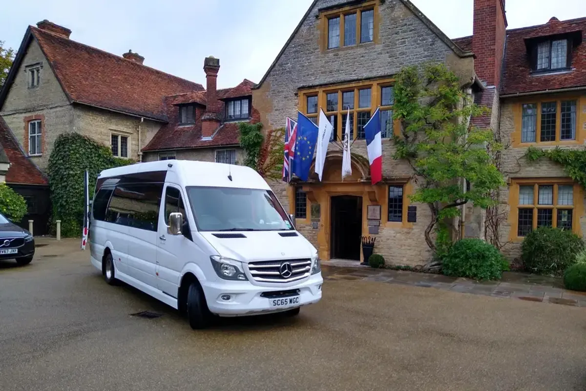 Knightliner Executive Travel — transport in Buckinghamshire, UK