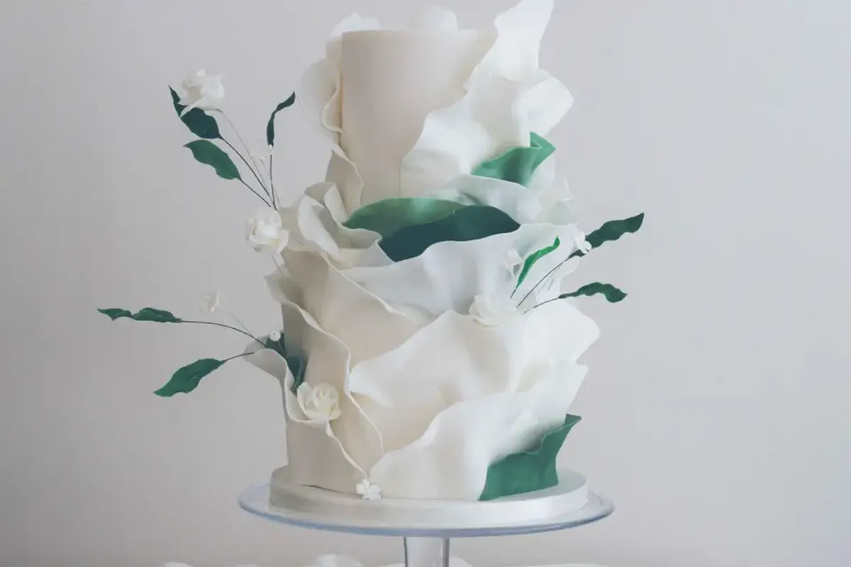 Copper Rose Luxury Wedding Cakes photo 3