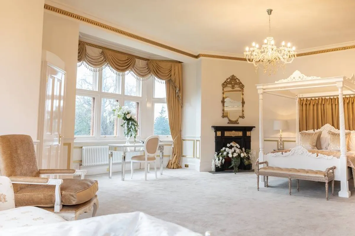 Holmewood Hall photo 5