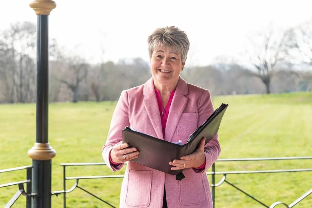 Yvonne Independent Celebrant photo 9