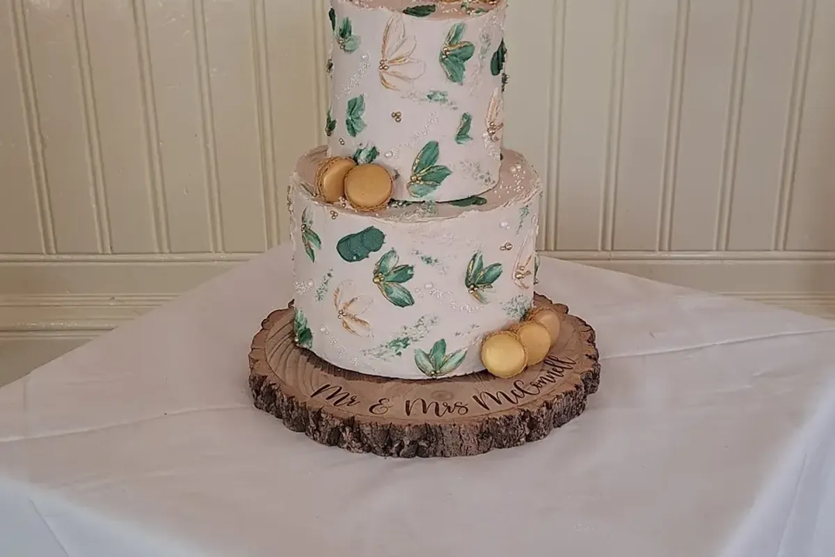 Whisked up by LM — cakes & sweet treats in Central & Glasgow, UK