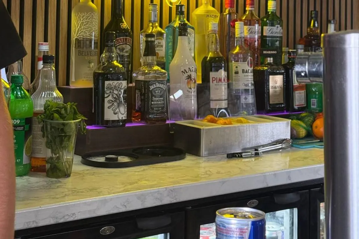 The Roaming Bar Ltd photo 6