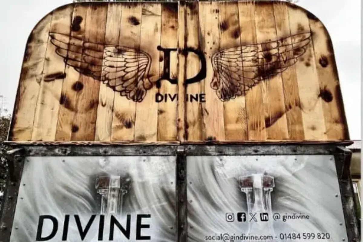 Divine Horsebox Bar — catering & wine in South Yorkshire, UK