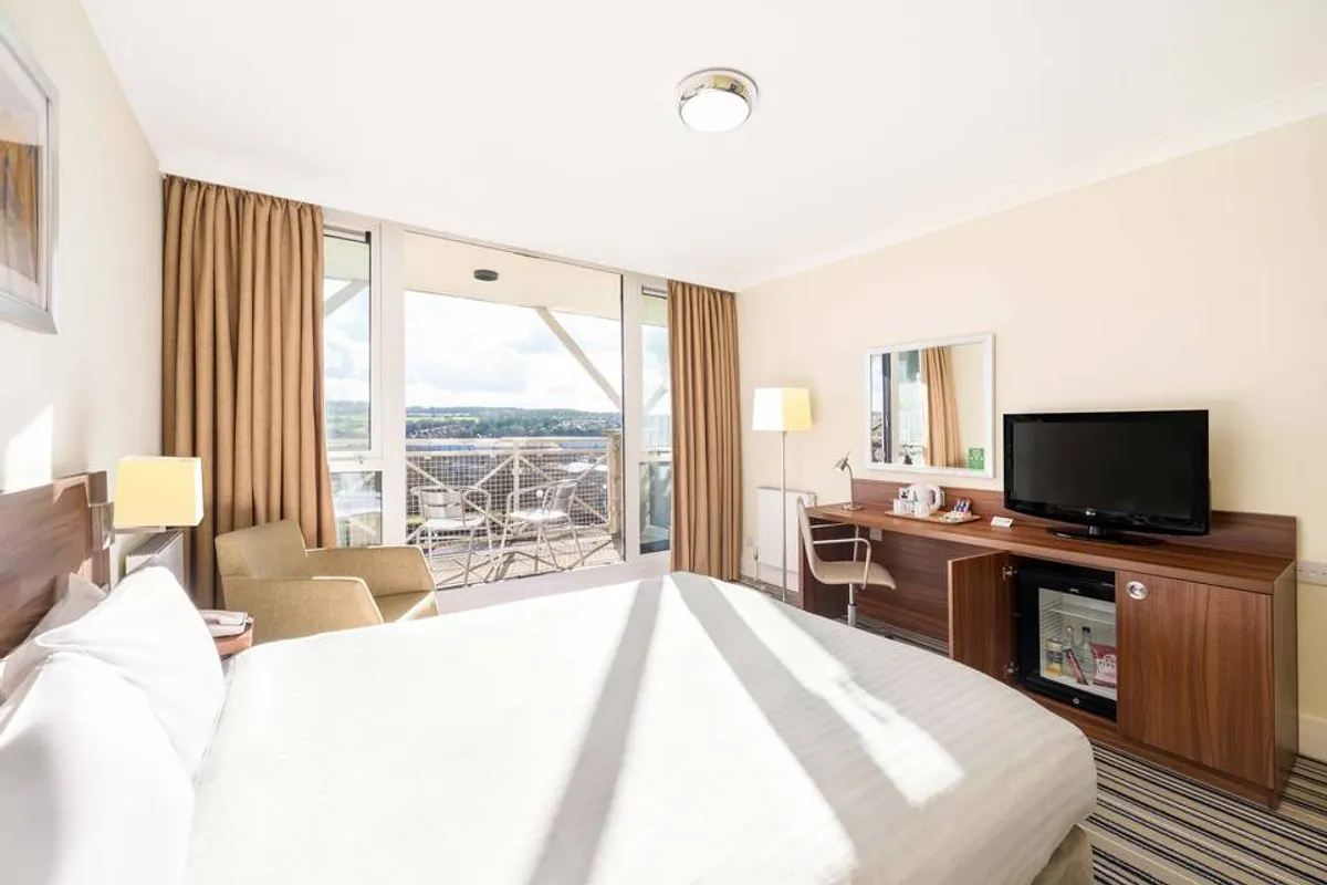 Holiday Inn Leeds - Brighouse photo 12