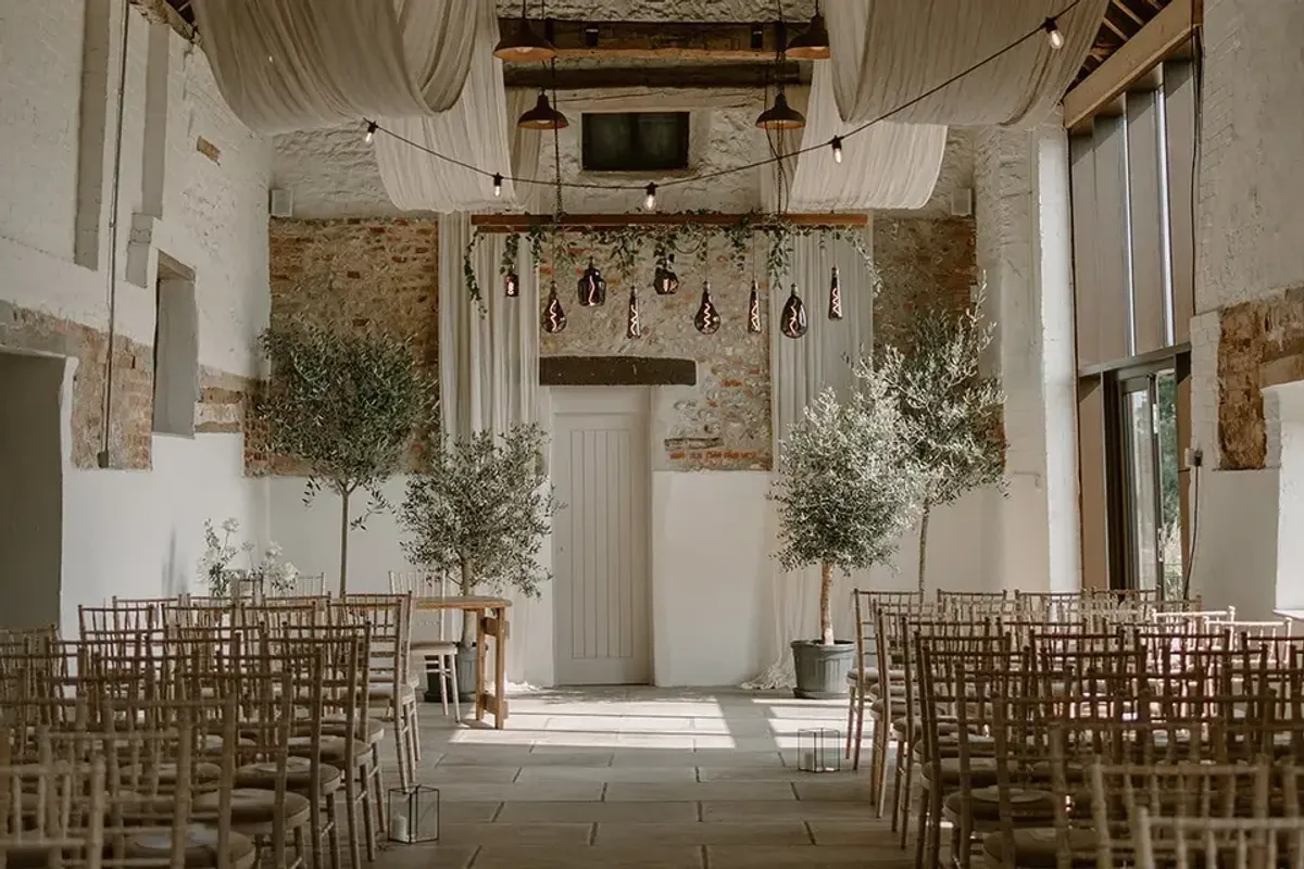 Curds Hall Barn photo 9