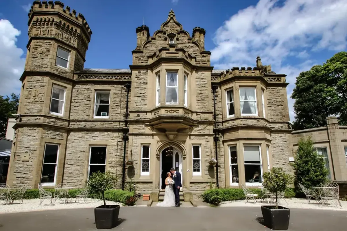 Hollin House Hotel, wedding venue in Cheshire, UK