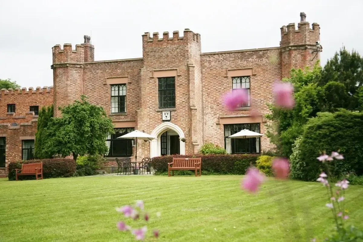 Crabwall Manor Hotel & Spa photo 2
