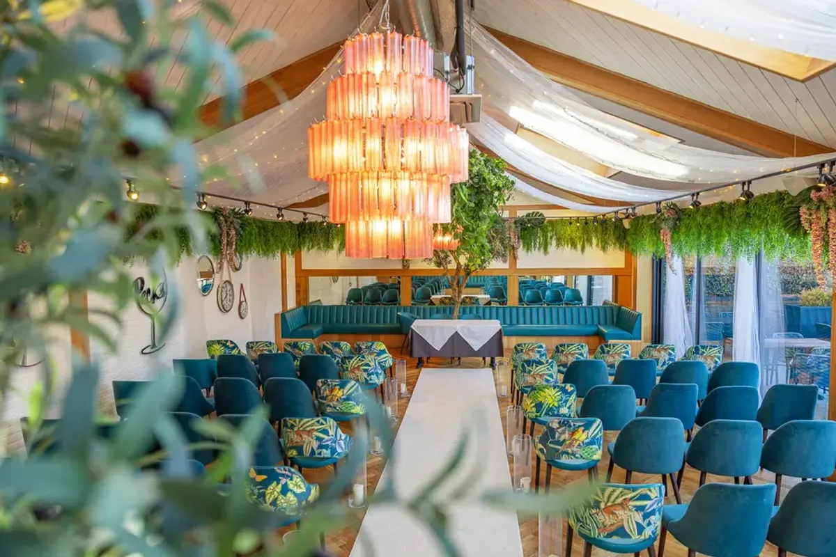 Lion and Swan, wedding venue in Cheshire, UK
