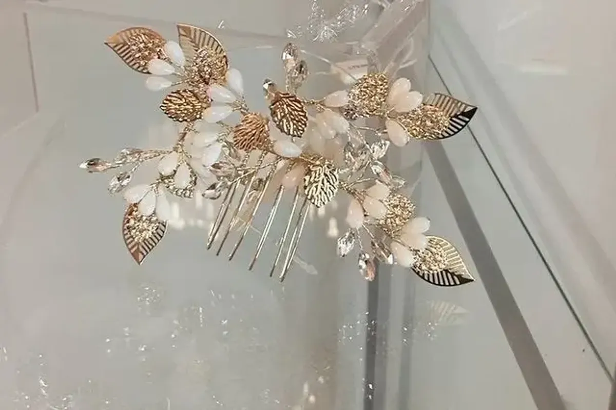Meringue Bridal Boutique photo 5